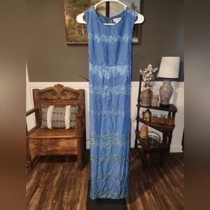 Elegant Blue Maxi Dress